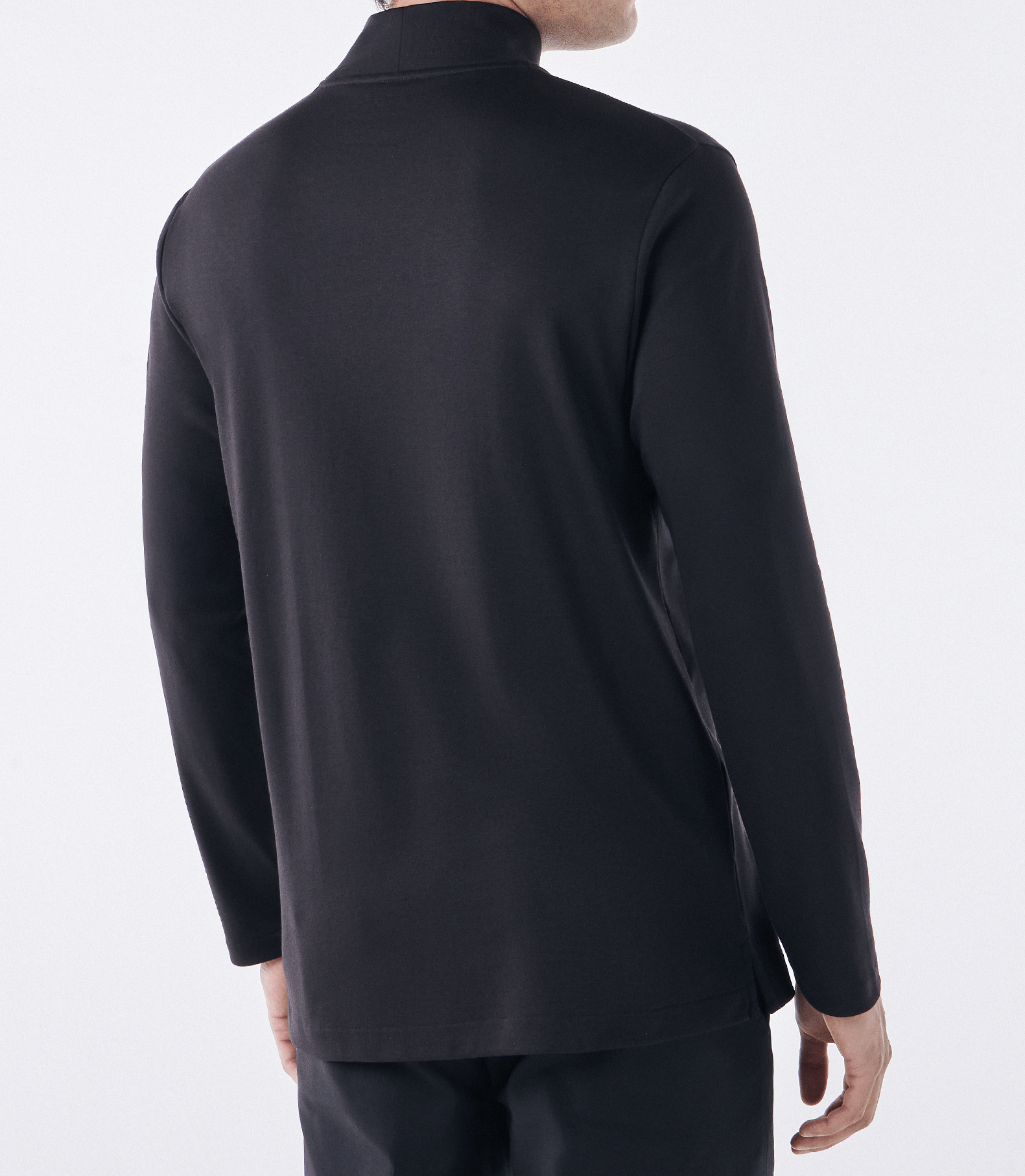 Camiseta Pima Manga Longa Gola Rolê Preto