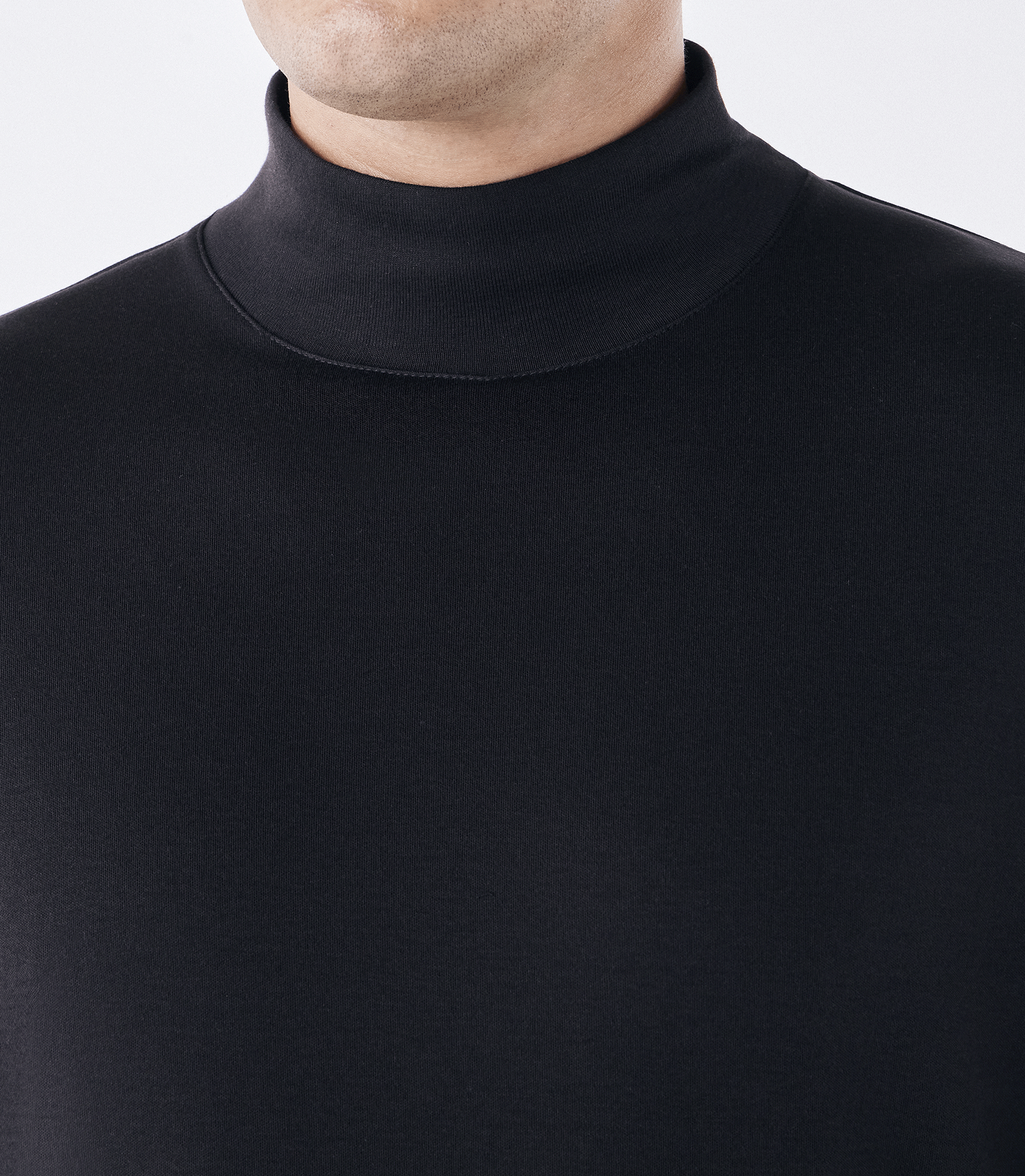 Camiseta Pima Manga Longa Gola Rolê Preto