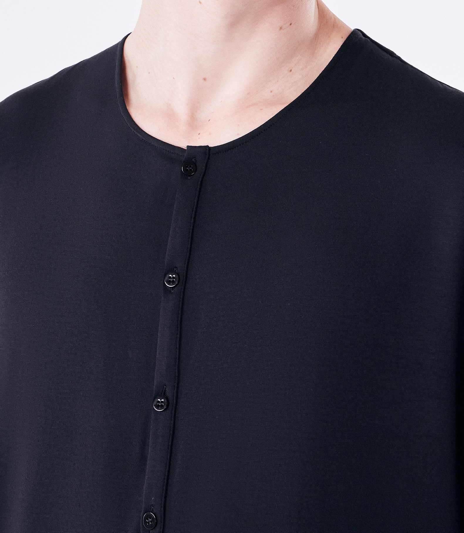 Camiseta Homemeeting Gola Botão Preto