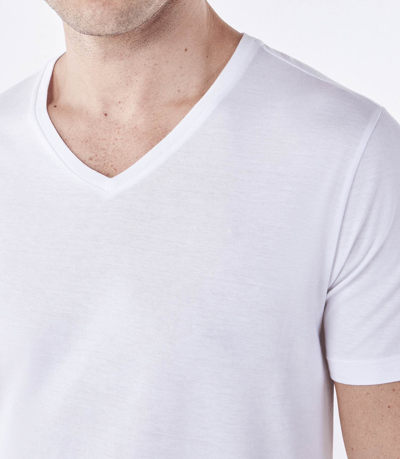 Camiseta Básica Supima Gola V Branco