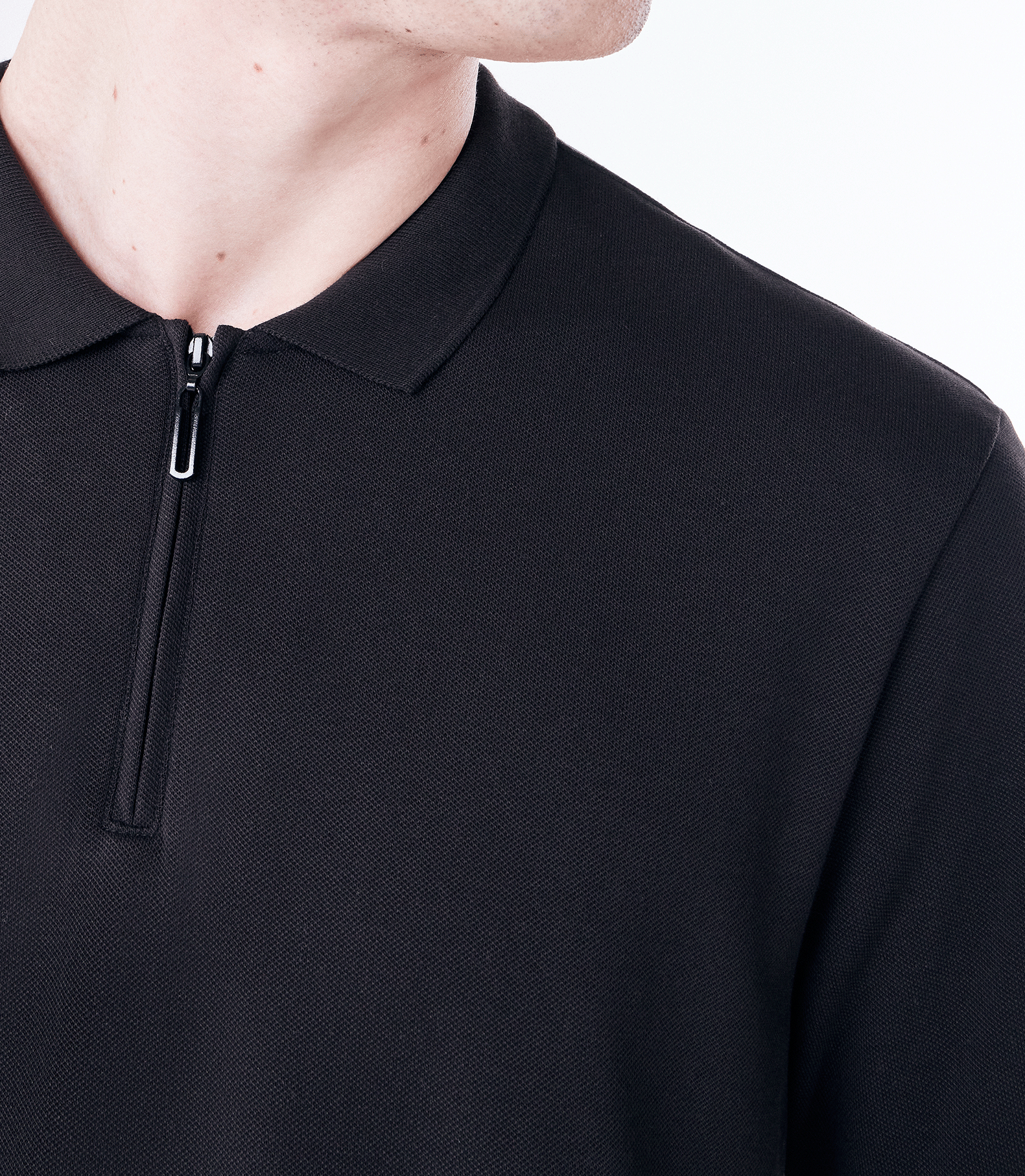 Polo Pima Gola Estreita Zíper Preto