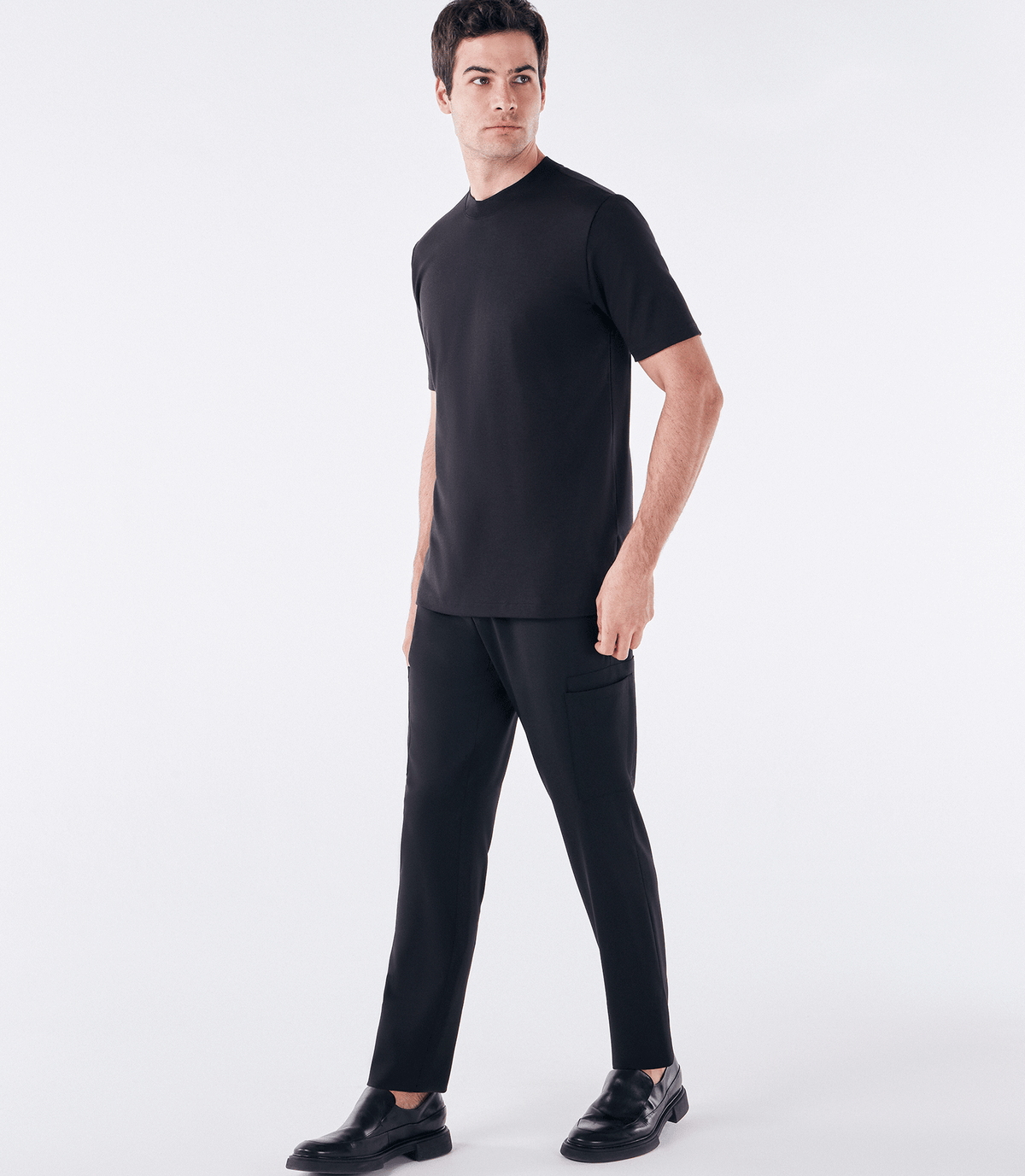 Camiseta Pima Gola Cruzada Frontal Preto