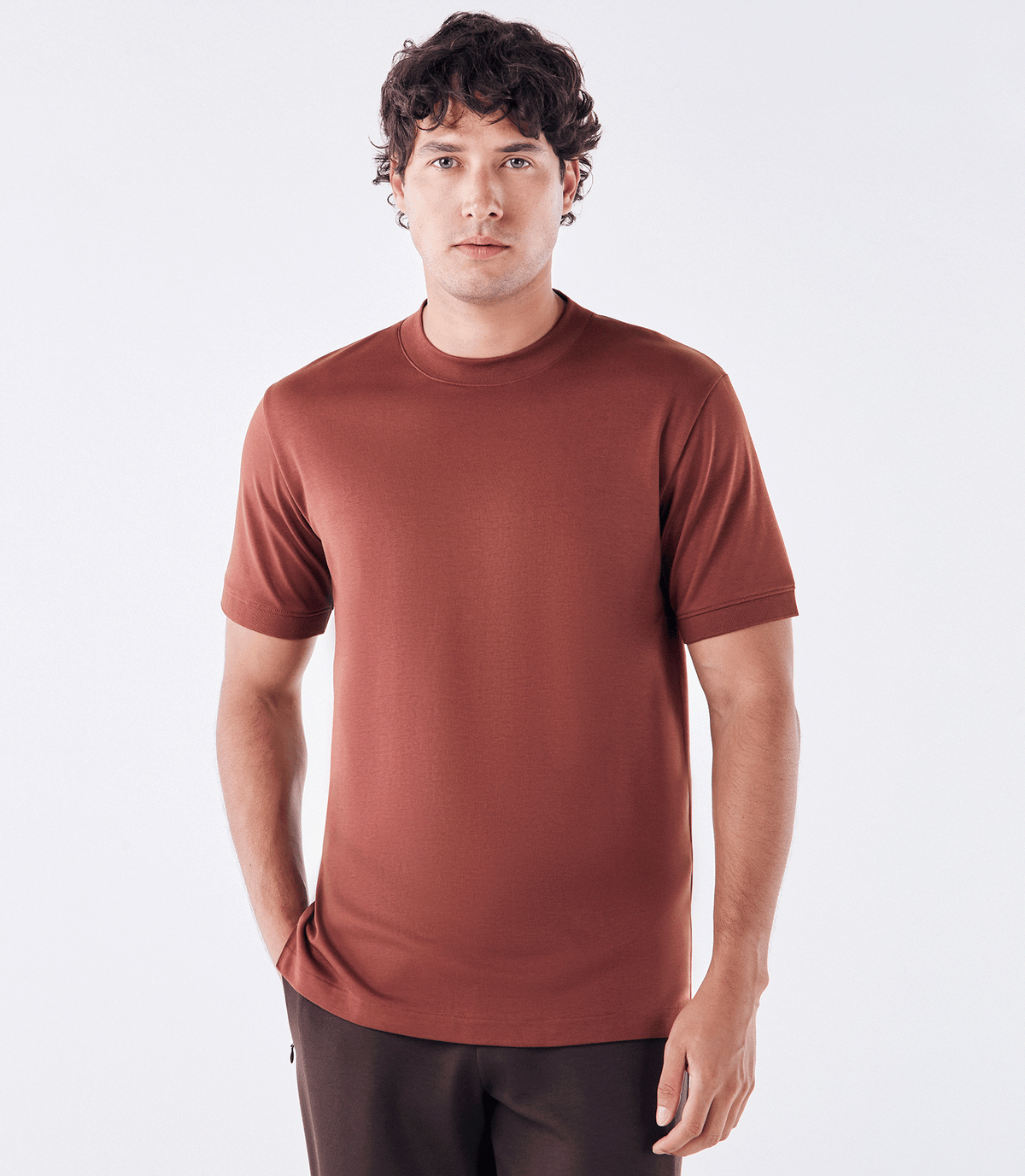 Camiseta Pima Interloque Gola Média Marrom